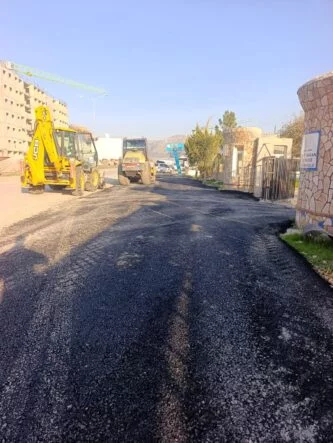 DEFNE’DE OKUL ÖNLERİNDE YOL ÇALIŞMASI