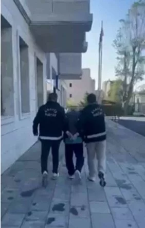 DOLANDIRICILIK SUÇUNDAN 59 YIL 9 AY 21 GÜN KESİNLEŞMİŞ HAPİS CEZASI BULUNAN ŞAHIS YAKALANDI