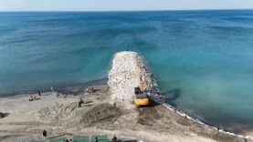 HBB’DEN ARSUZ’A 70 METRELİK MENDİREK