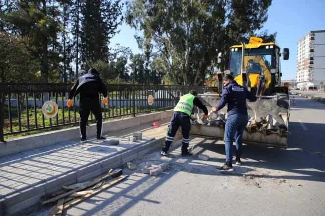 HBB, İSKENDERUN’DA KALDIRIM ÇALIŞMALARINI SÜRDÜRÜYOR