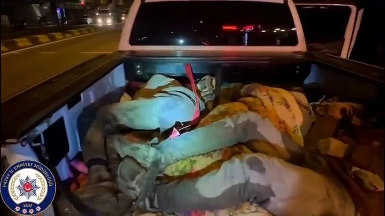 HATAY'DA 8 KAÇAK GÖÇMEN YAKALANDI, 2 ORGANİZATÖR TUTUKLANDI