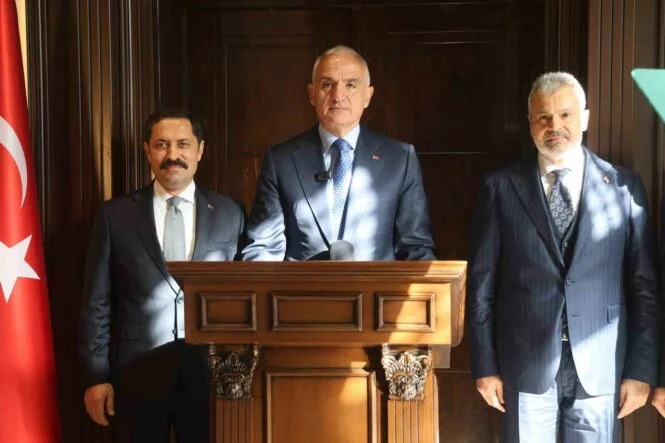 BAKAN ERSOY: "11 İLİMİZDE BAŞLATTIĞIMIZ 63 İŞİ TAMAMLAMIŞ BULUNUYORUZ"