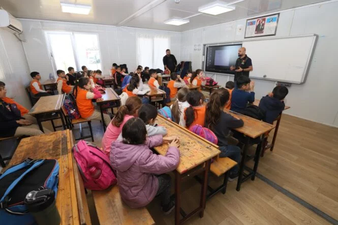 HATSU, ANTAKYA’DA ÖĞRENCİLERE SU BİLİNCİNİ AŞILADI