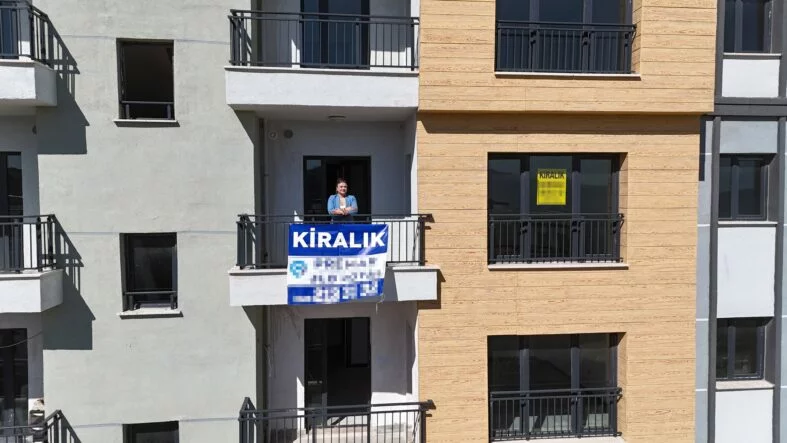 BİNLERCE KONUTUN TESLİM EDİLDİĞİ KENTTE KİRA FİYATLARI 7 BİN TL'YE KADAR DÜŞTÜ