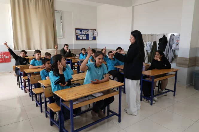 HBB’DEN ÖĞRENCİLERE ÇOK YÖNLÜ EĞİTİM DESTEĞİ