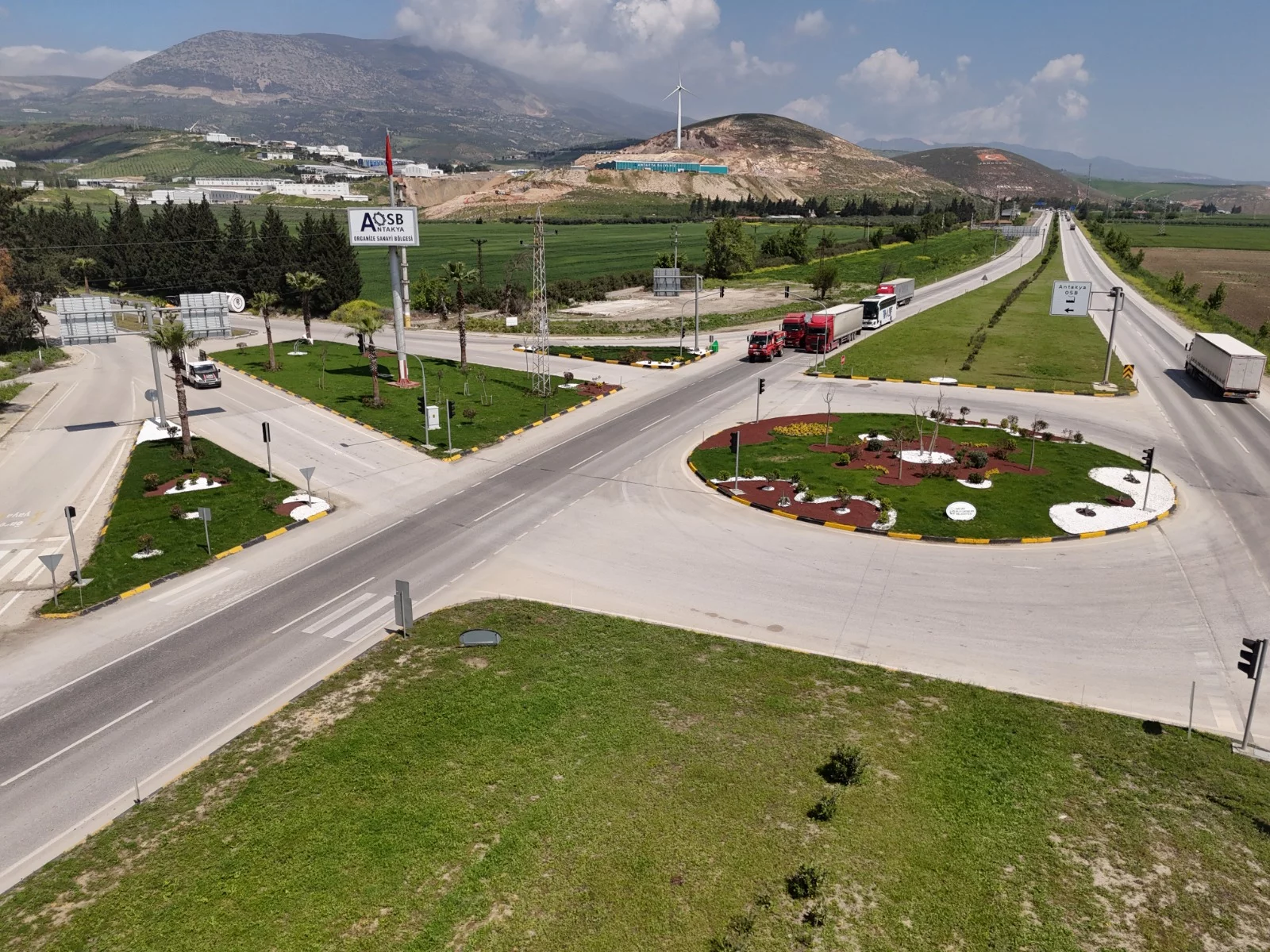 HBB KAVŞAKLARI YENİLİYOR, HATAY NEFES ALIYOR