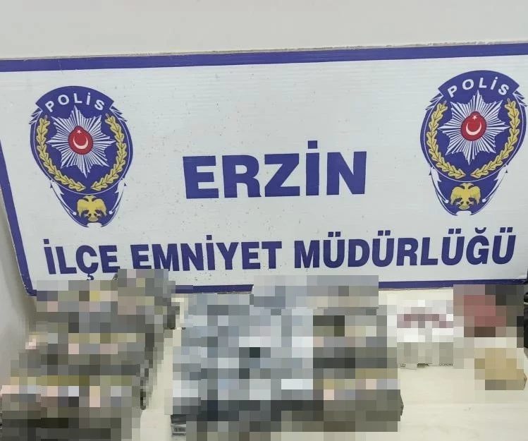 Erzin’de markette kaçak sigara ele geçirildi