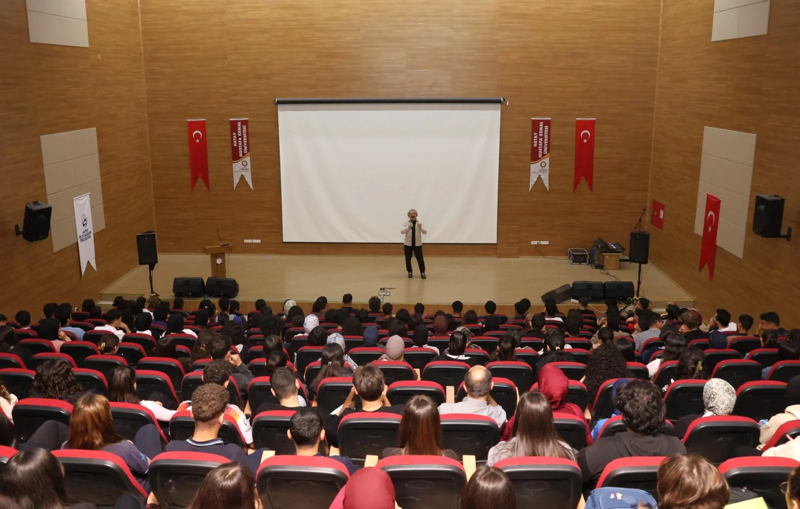 HBB İLE SINAVA DOĞRU GENÇLİK BULUŞMALARI BAŞLADI