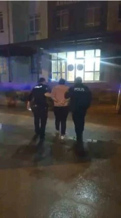 ANTAKYA'DA HIRSIZLIK SUÇUNDAN HAPİS CEZASI İLE ARANAN ŞAHIS YAKALANDI