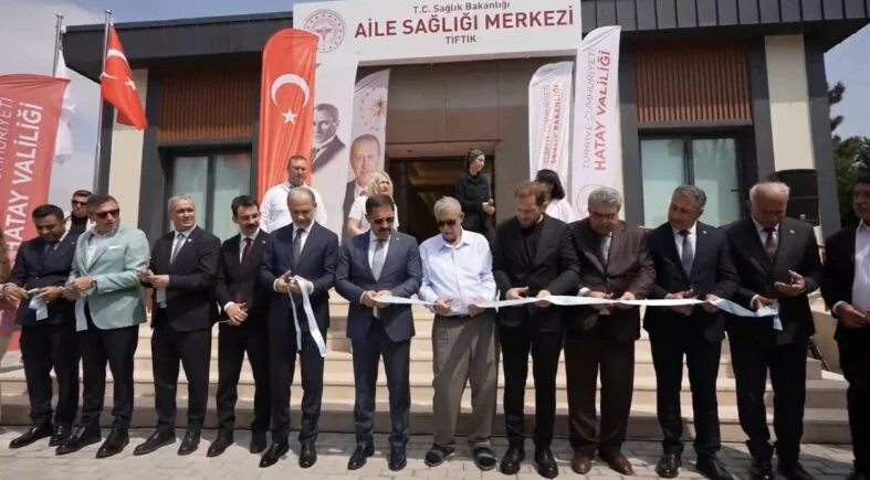 Belen’de aile sağlığı merkezi ve 112 acil istasyonu hizmete açıldı