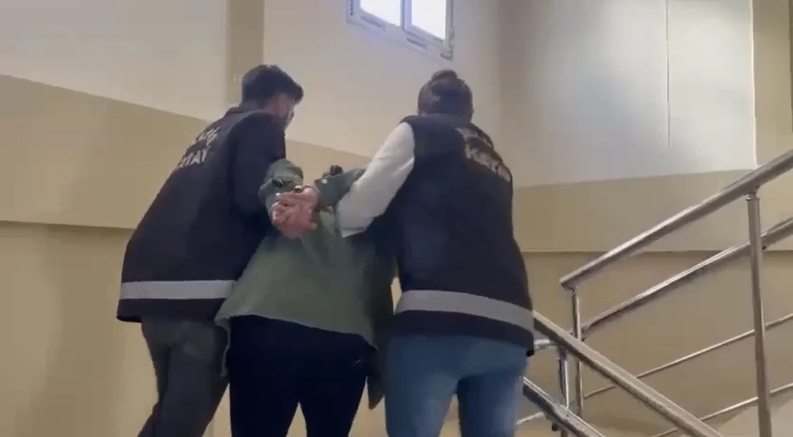 Hatay’da 10 yıl hapis cezasıyla aranan firari yakalandı