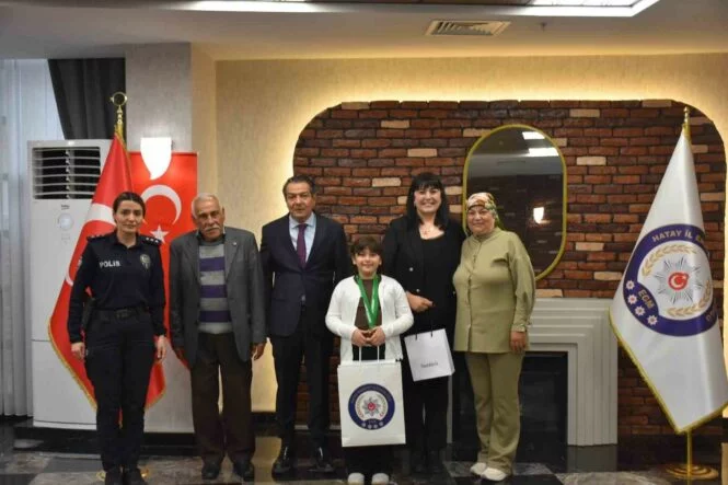 ŞEHİT KIZI POLİS TEŞKİLATINA GURUR YAŞATTI