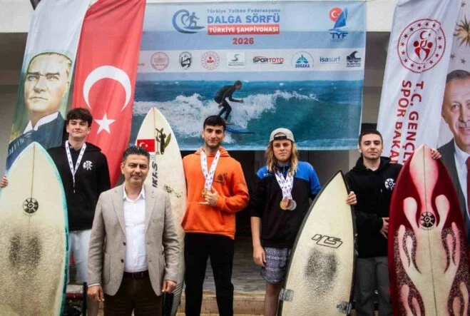 TÜRKİYE DALGA SÖRFÜ ŞAMPİYONASI SAMANDAĞ’DA TAMAMLANDI