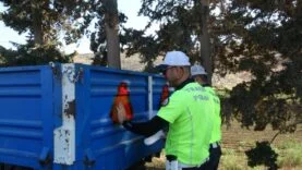 HASAT DÖNEMİNDE YAŞANAN KAZALARIN ÖNÜNE GEÇMEK AMACIYLA TRAKTÖRLERDEKİ REFLEKTÖRLER KONTROL EDİLDİ