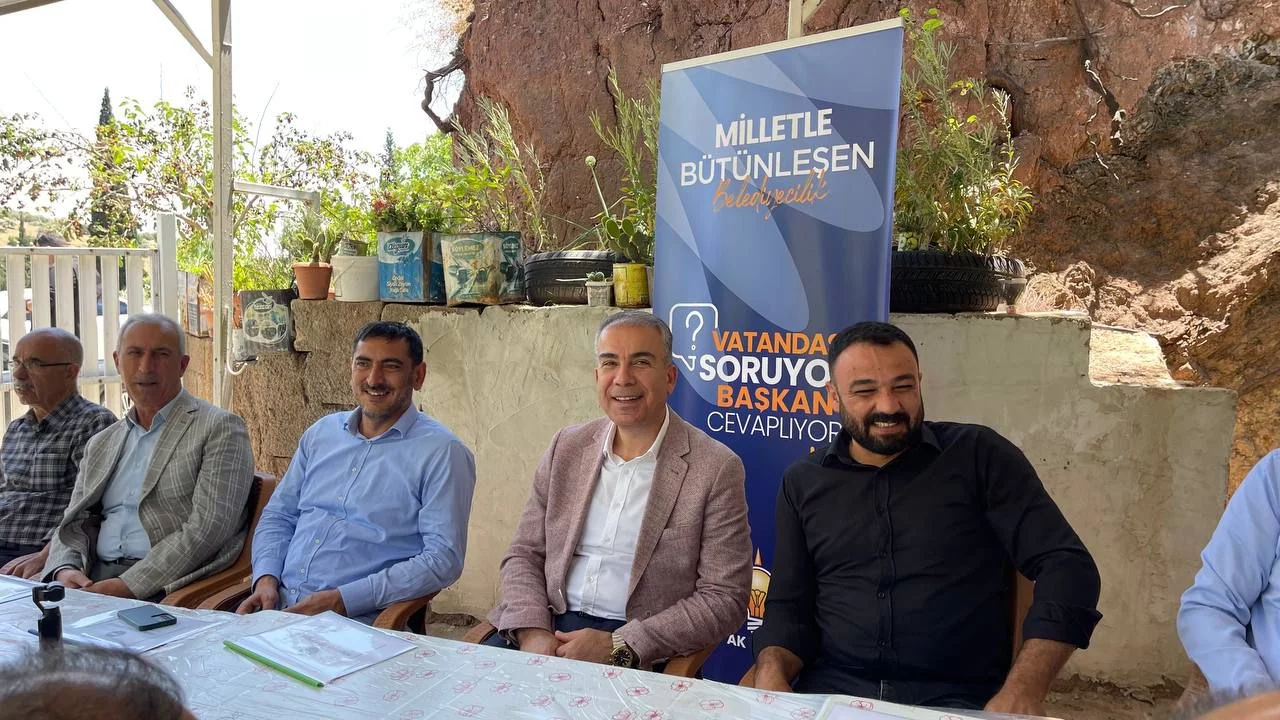 MUHTAR VAN “GECE GÜNDÜZ BAŞKAN’A ULAŞIYORUZ, HİZMETTE SIKINTIMIZ YOK”