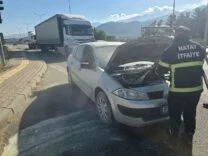 HASSA'DA OTOMOBİL YANGINI