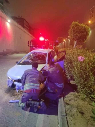 İSKENDERUN'DA TRAFİK KAZASI: 1 YARALI