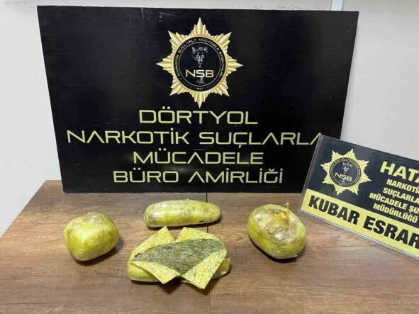 MOTOSİKLETE SAKLANAN KUBAR ESRARI POLİS BULDU