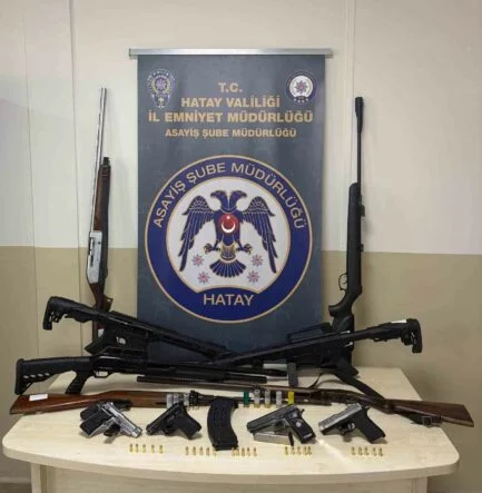 HATAY’DA RUHSATSIZ SİLAH OPERASYONU: 14 ŞÜPHELİ YAKALANDI
