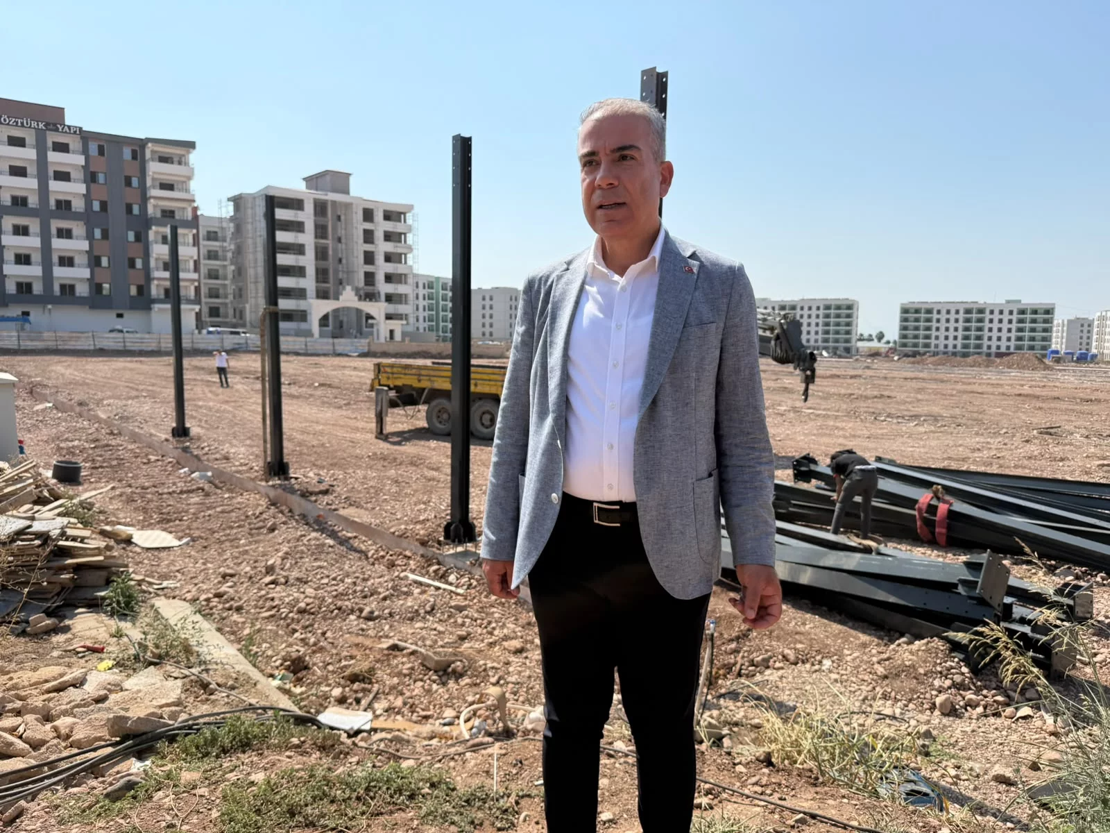 KIRIKHAN’DA HATAY’IN EN BÜYÜK KAPALI SEMT PAZARI YÜKSELİYOR