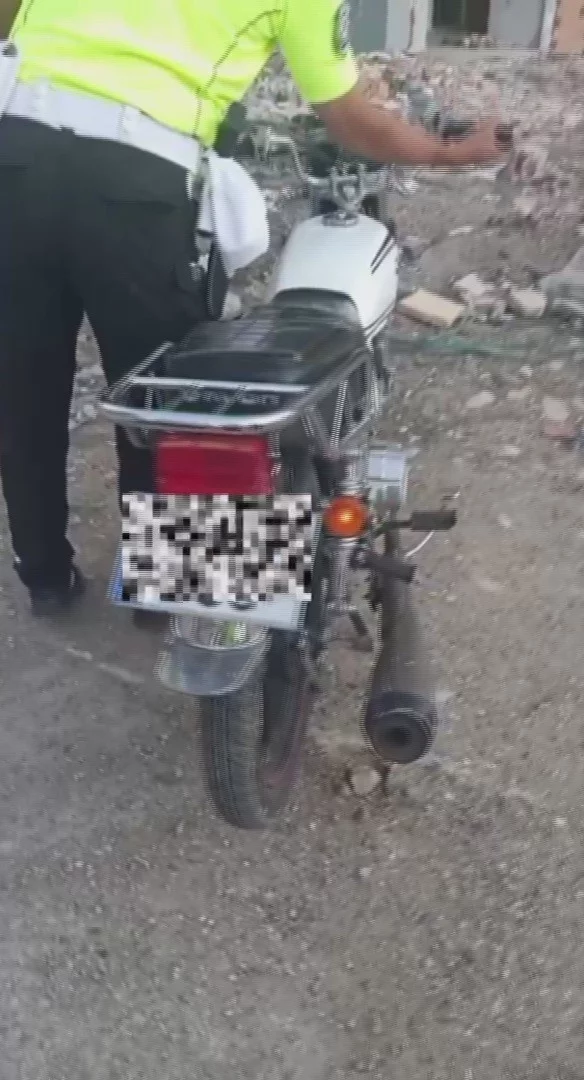Abartı egzoz kullanan 9 motosikletliye 1 milyon 350 bin TL ceza