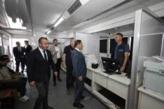 CİLVEGÖZÜ'NDE SURİYELİLERİN ÜLKELERİNE DÖNÜŞÜ SÜRÜYOR