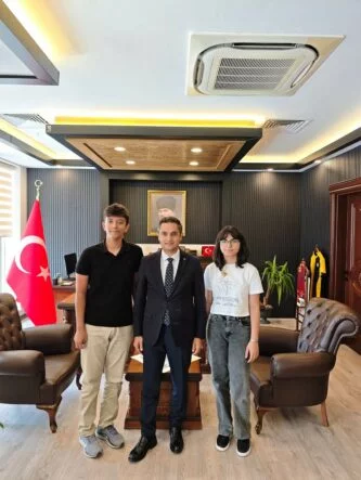 DEFNE’DE 2 ÖĞRENCİ LGS BİRİNCİSİ OLDU