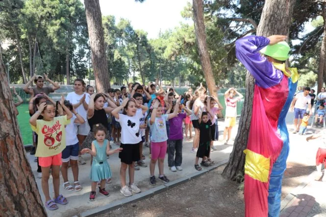 “YAZ SENİNLE GÜZEL” AĞUSTOS AYINDA DA ÇOCUKLARLA BULUŞUYOR