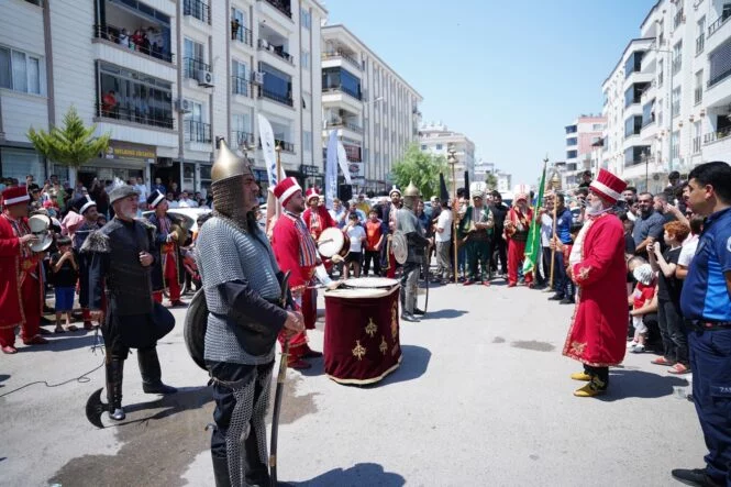 HBB MEHTERAN TAKIMI REYHANLI’DA VATANDAŞLARIN YÜREĞİNİ FETHETTİ