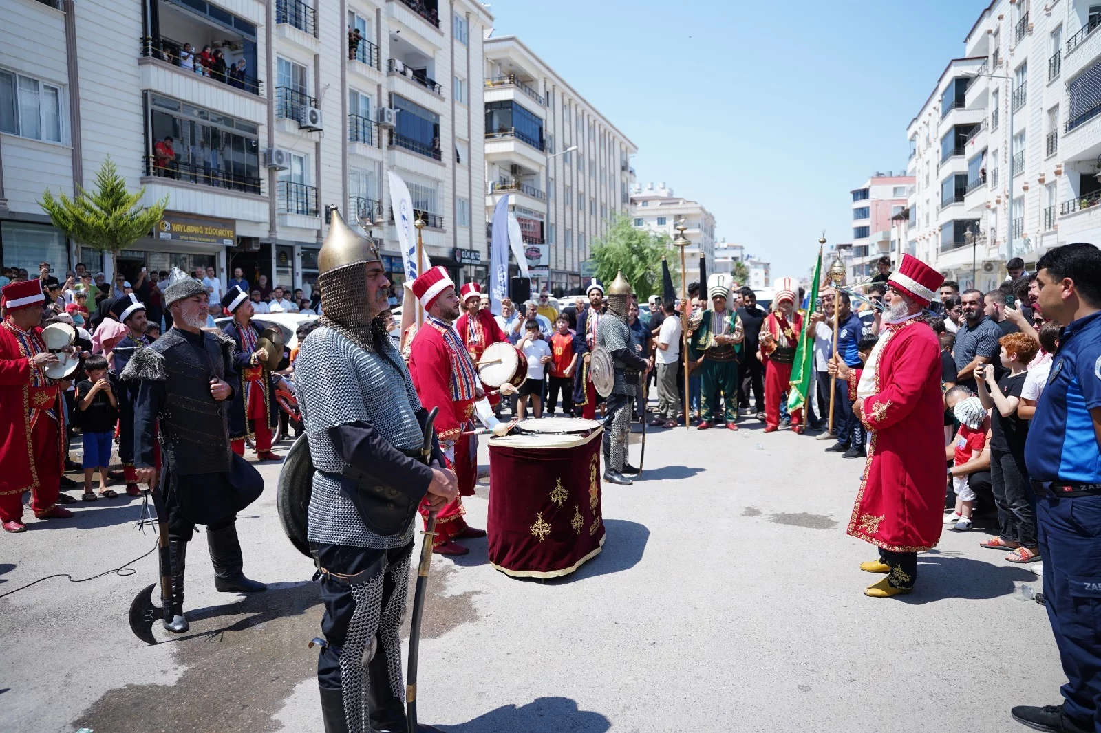 HBB MEHTERAN TAKIMI REYHANLI’DA VATANDAŞLARIN YÜREĞİNİ FETHETTİ