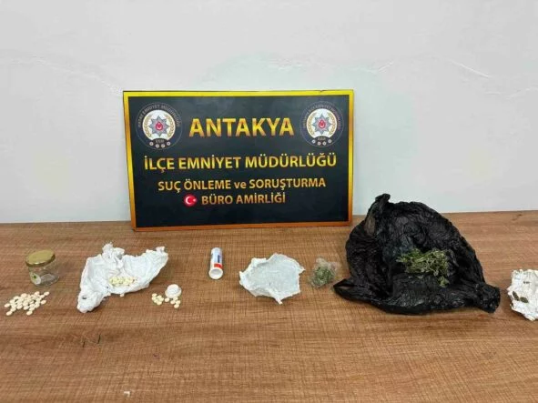 Antakya’da 3 şüpheli uyuşturucuyla yakalandı