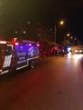 BELEN’DE DEVRİLEN KAMYONUN SÜRÜCÜSÜ YARALANDI