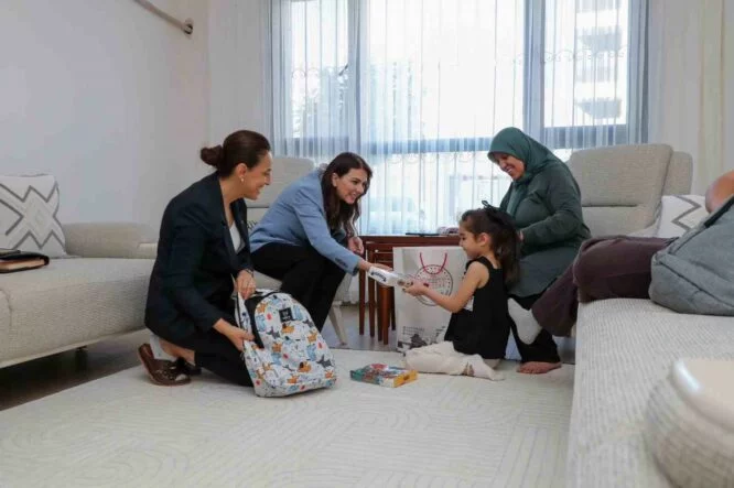 ESRA MASATLI, YÜREĞİMİZDEKİ IŞIK PROJESİ KAPSAMINDA AİLELERLE BİR ARAYA GELDİ