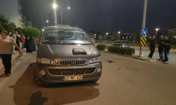 İskenderun’da geri manevra yapan aracın çarptığı kadın ağır yaralandı