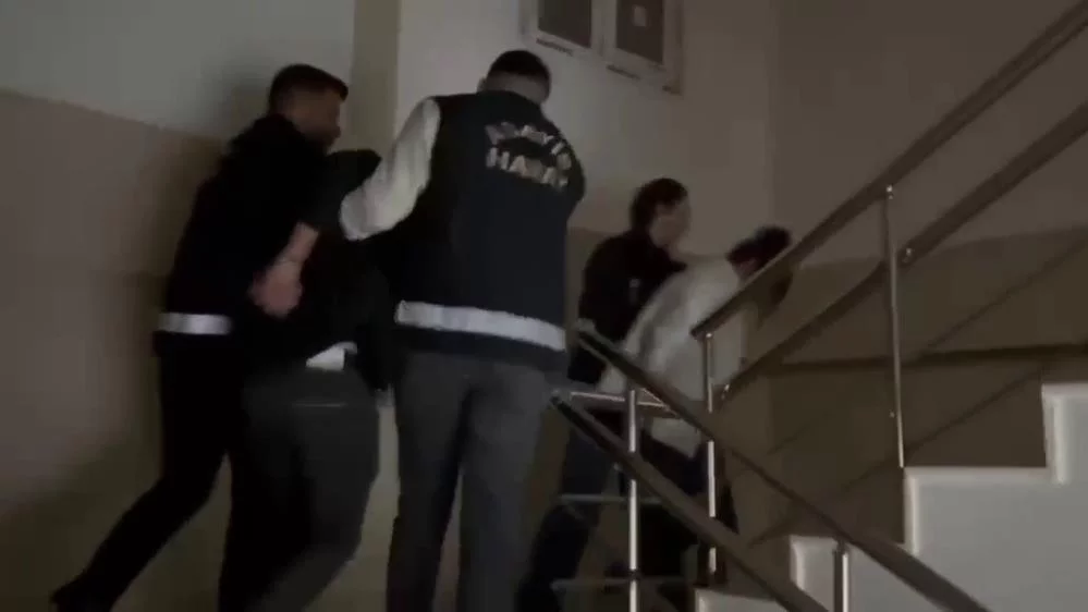 “2 milyon TL borcun var” deyip iş adamını ölümle tehdit eden kadın ve erkek şüpheli polisten kaçamadı