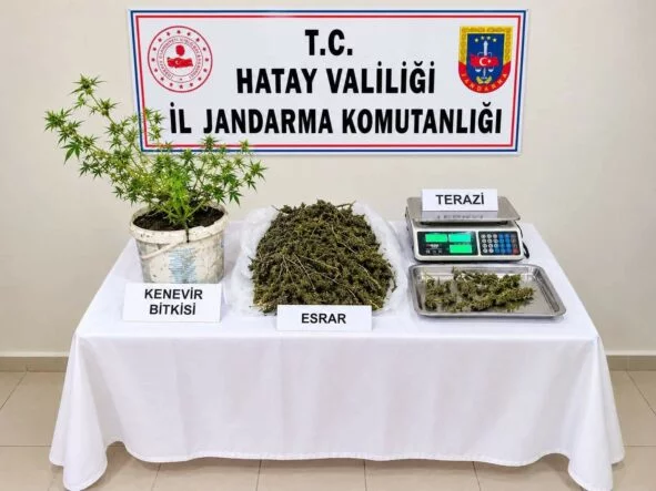 KUMLU'DA UYUŞTURUCU OPERASYONU: 1 TUTUKLUMA